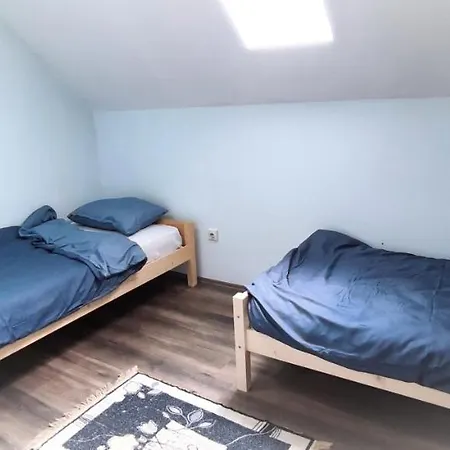 Farmhouse Studios Apartment